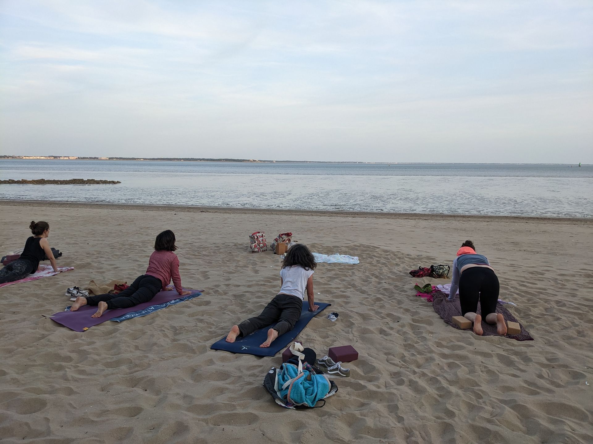 Séance du jeudi soir face à la mer. Juin 2023